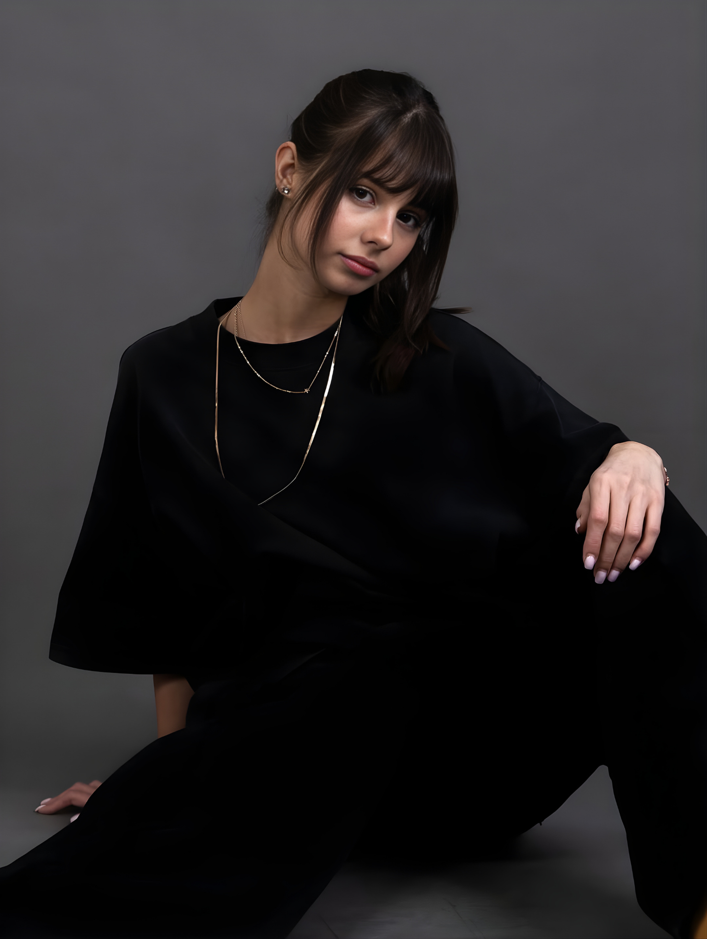 BLACK  - SOLID OVERSIZED TSHIRT