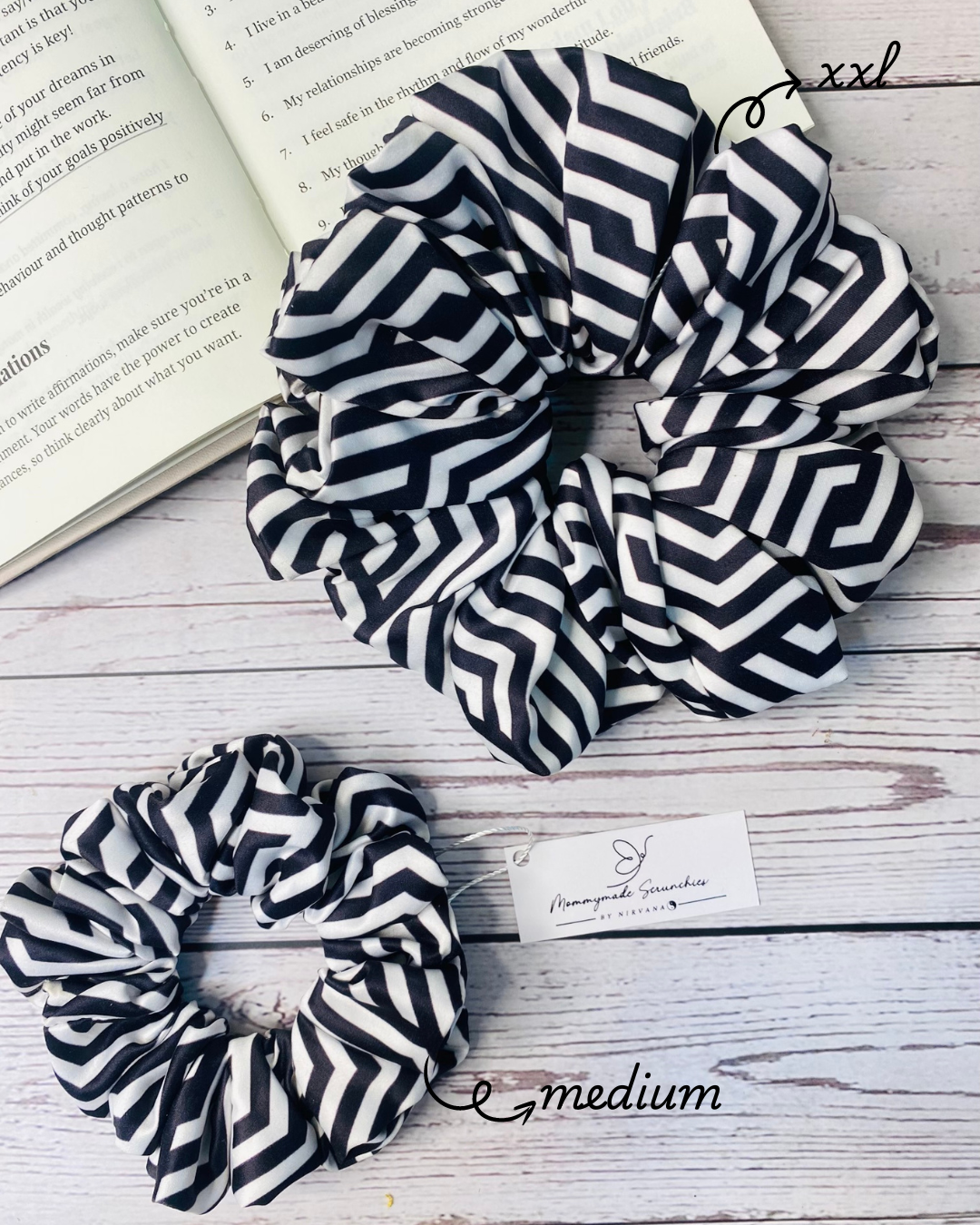 MONO PREMIUM PRINTED SATIN SCRUNCHIE