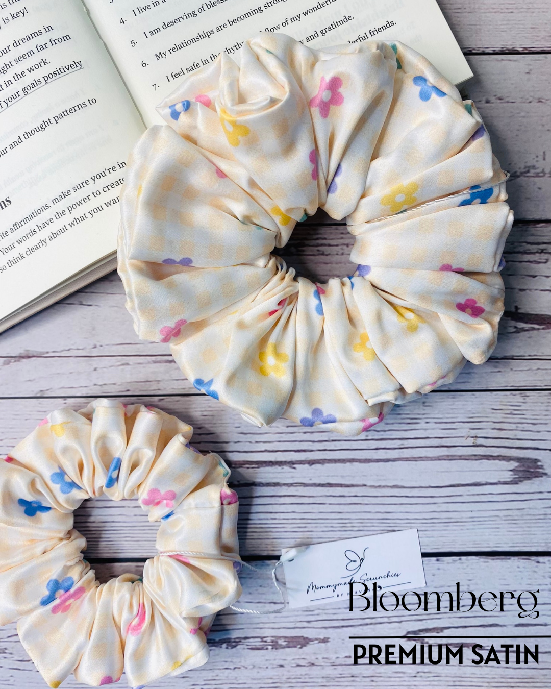 BLOOMBERG PREMIUM PRINTED SATIN SCRUNCHIE