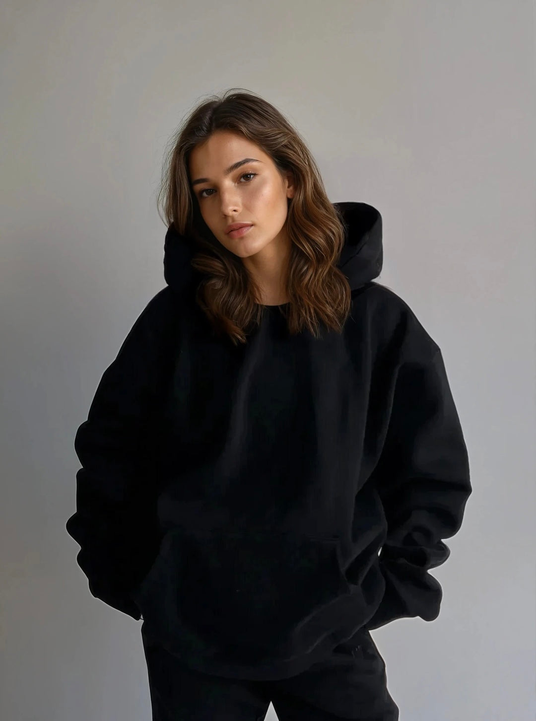 BLACK OVERSIZED HOODIE
